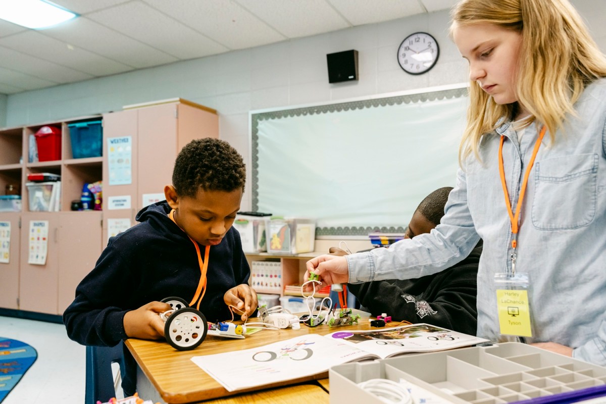 ACPSD Coding Camp students use a littleBits kit, magnetic and color-coded electronic modules that snap together to create circuits. Users can build inventions without soldering, wiring or programming.